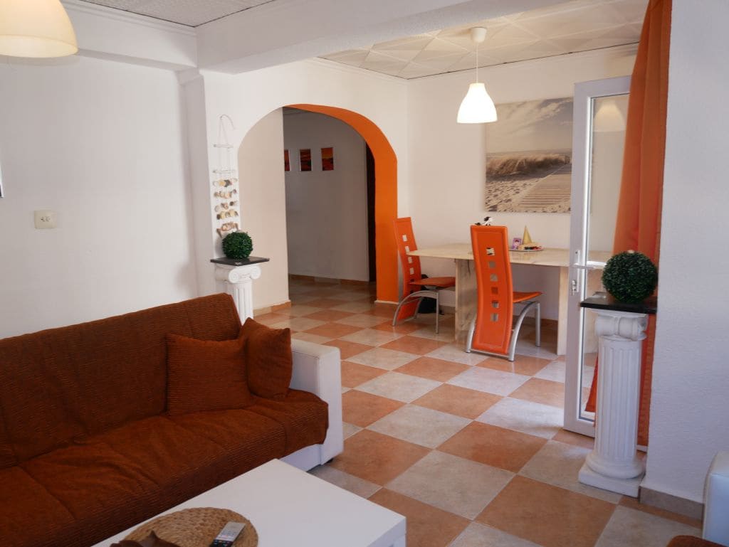 Apartamento de 3 habitaciones en Gandia en alquiler - 700 € (Ref: 10071012)