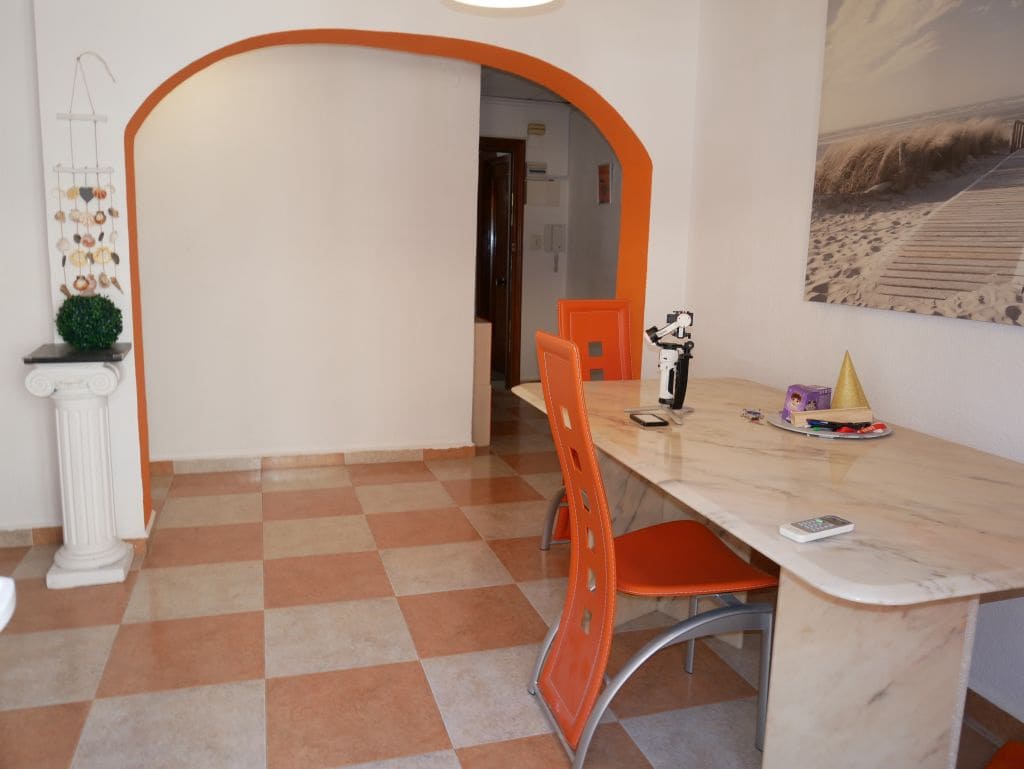 Apartamento de 3 habitaciones en Gandia en alquiler - 700 € (Ref: 10071012)