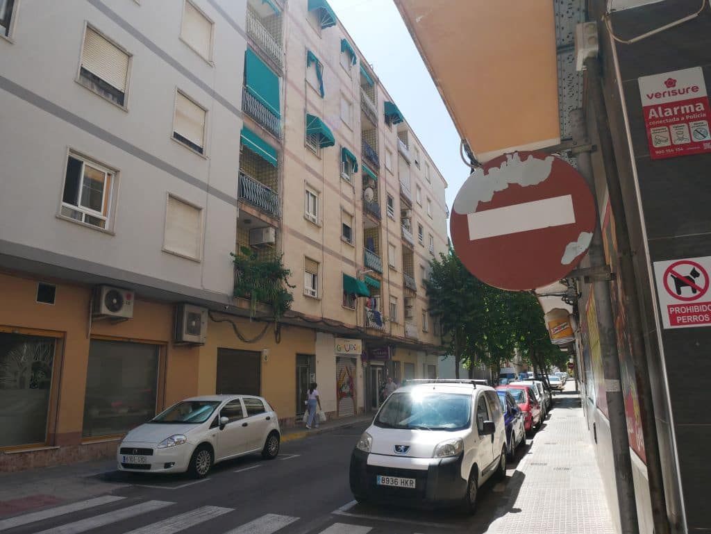 Apartamento de 3 habitaciones en Gandia en alquiler - 700 € (Ref: 10071012)