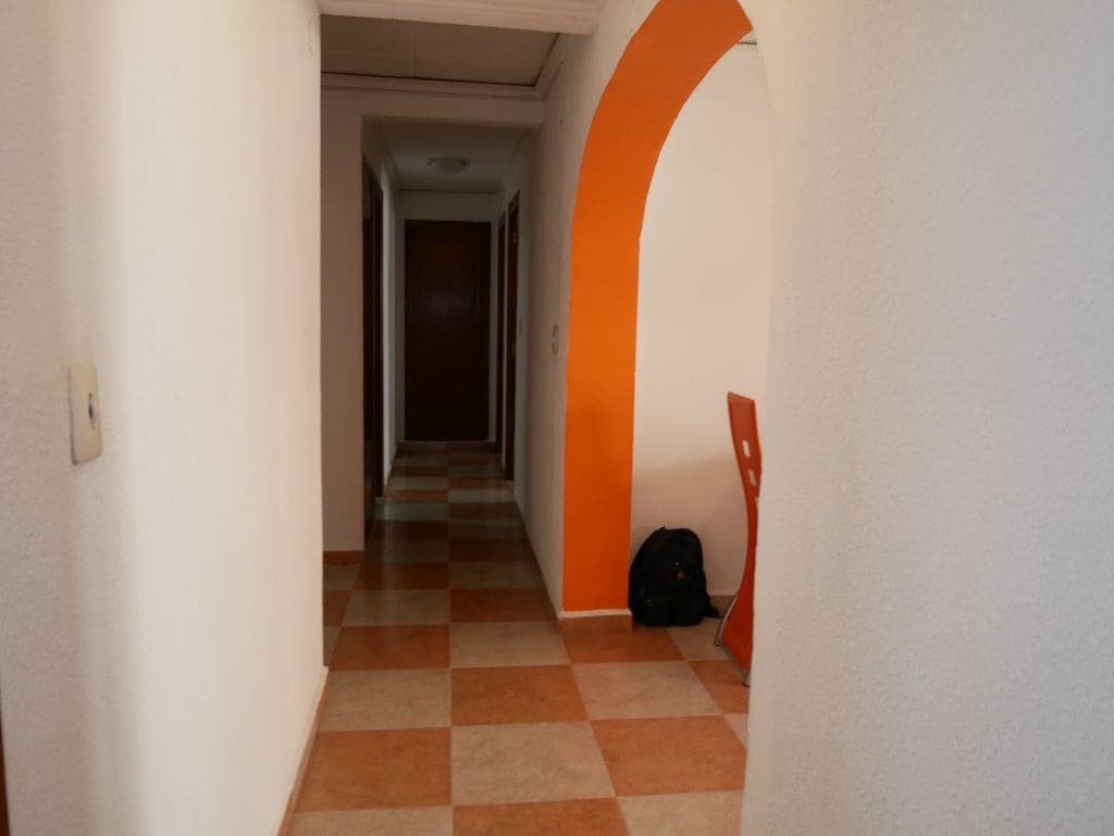 Apartamento de 3 habitaciones en Gandia en alquiler - 700 € (Ref: 10071012)