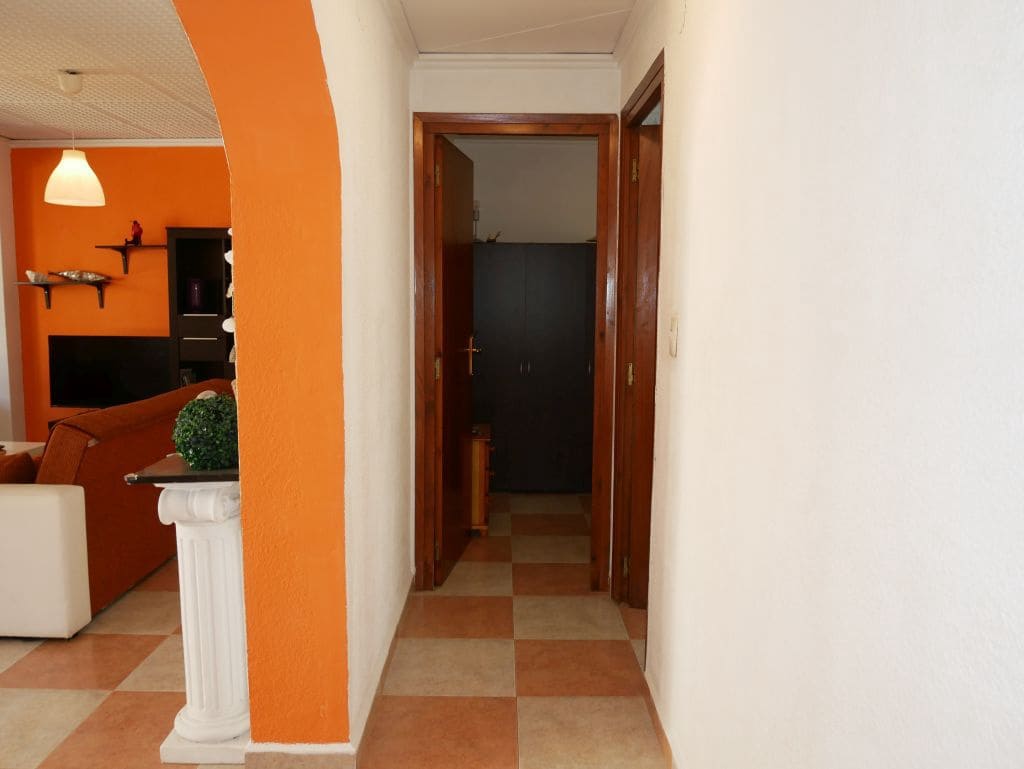 Apartamento de 3 habitaciones en Gandia en alquiler - 700 € (Ref: 10071012)
