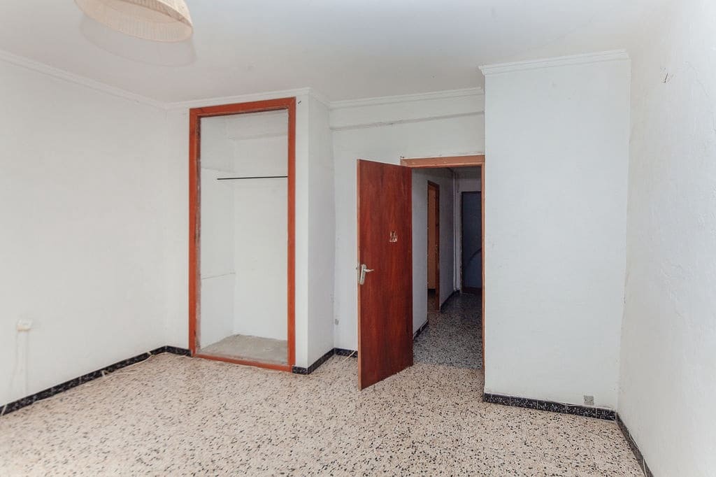 3 soveværelse Byhus til salg i Palma de Gandia - € 75.000 (Ref: 10086620)