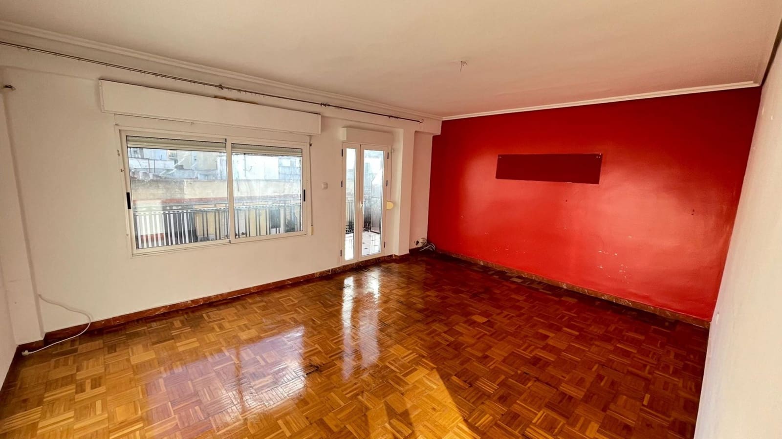 3 bedroom Apartment for sale in Gandia € 39,900 (Ref 7088643)