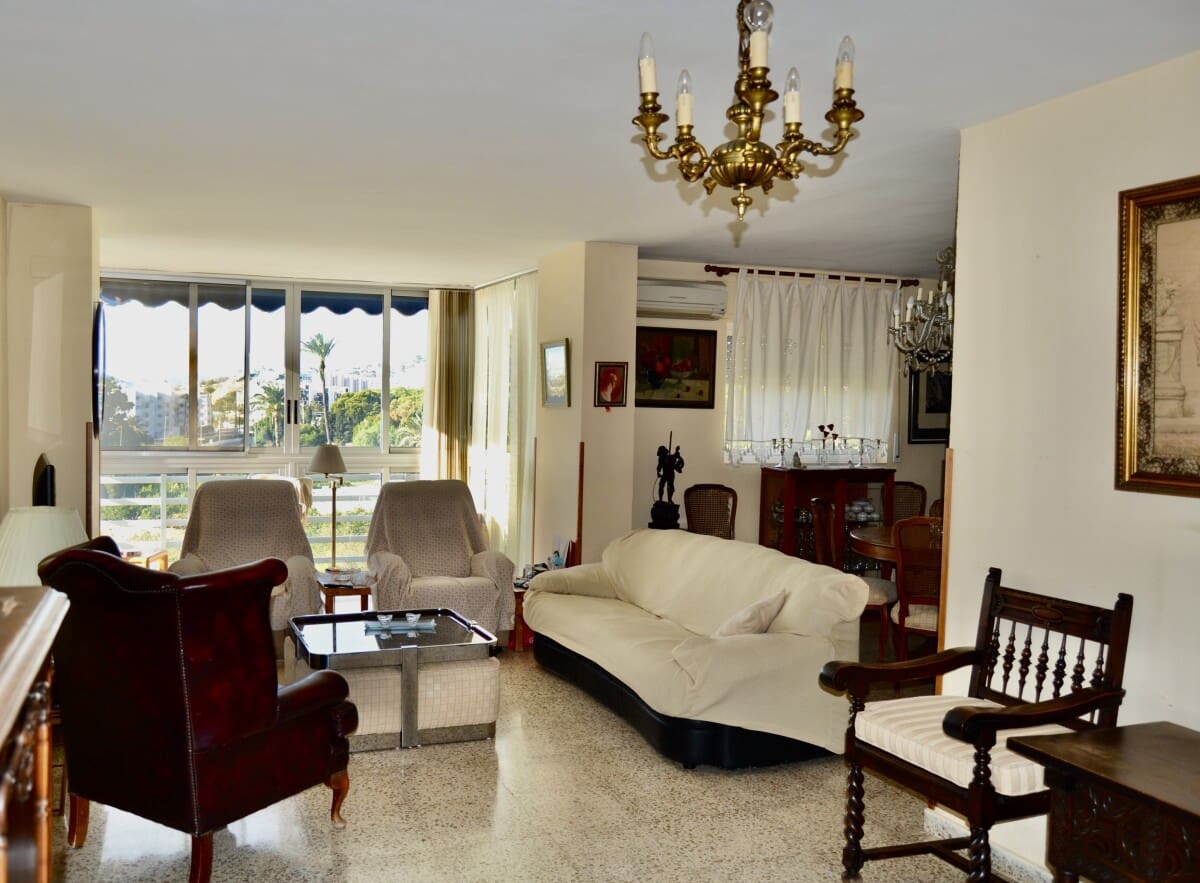 5 sypialnia Apartament na sprzedaż w La Villajoyosa / Vila Joiosa z basenem - 360 000 € (Ref: 8156112)