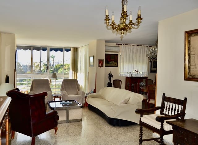 5 bedroom Apartment for sale in Plans - Gasparot, La Villajoyosa / Vila Joiosa with pool - € 360,000 (Ref: 8156112)