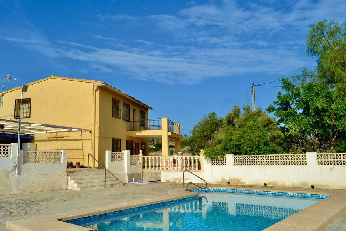 6 soveværelse Villa til salg i La Villajoyosa / Vila Joiosa med swimmingpool - € 315.000 (Ref: 8156124)