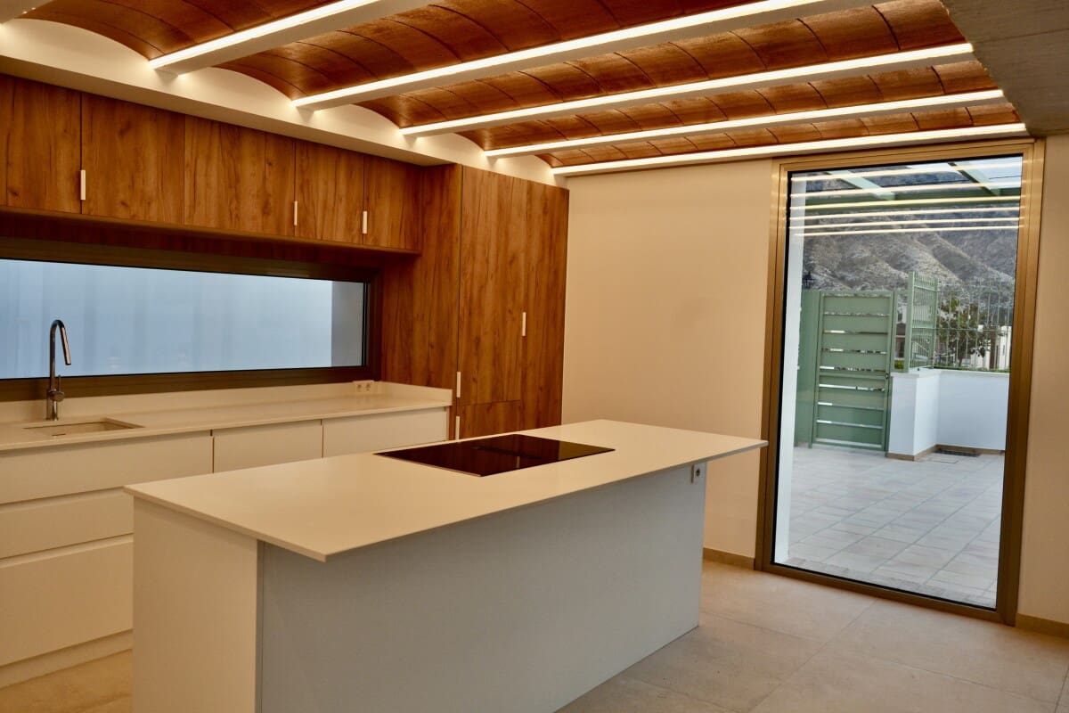 4 quarto Moradia para venda em Orxeta com piscina - 595 000 € (Ref: 8156141)