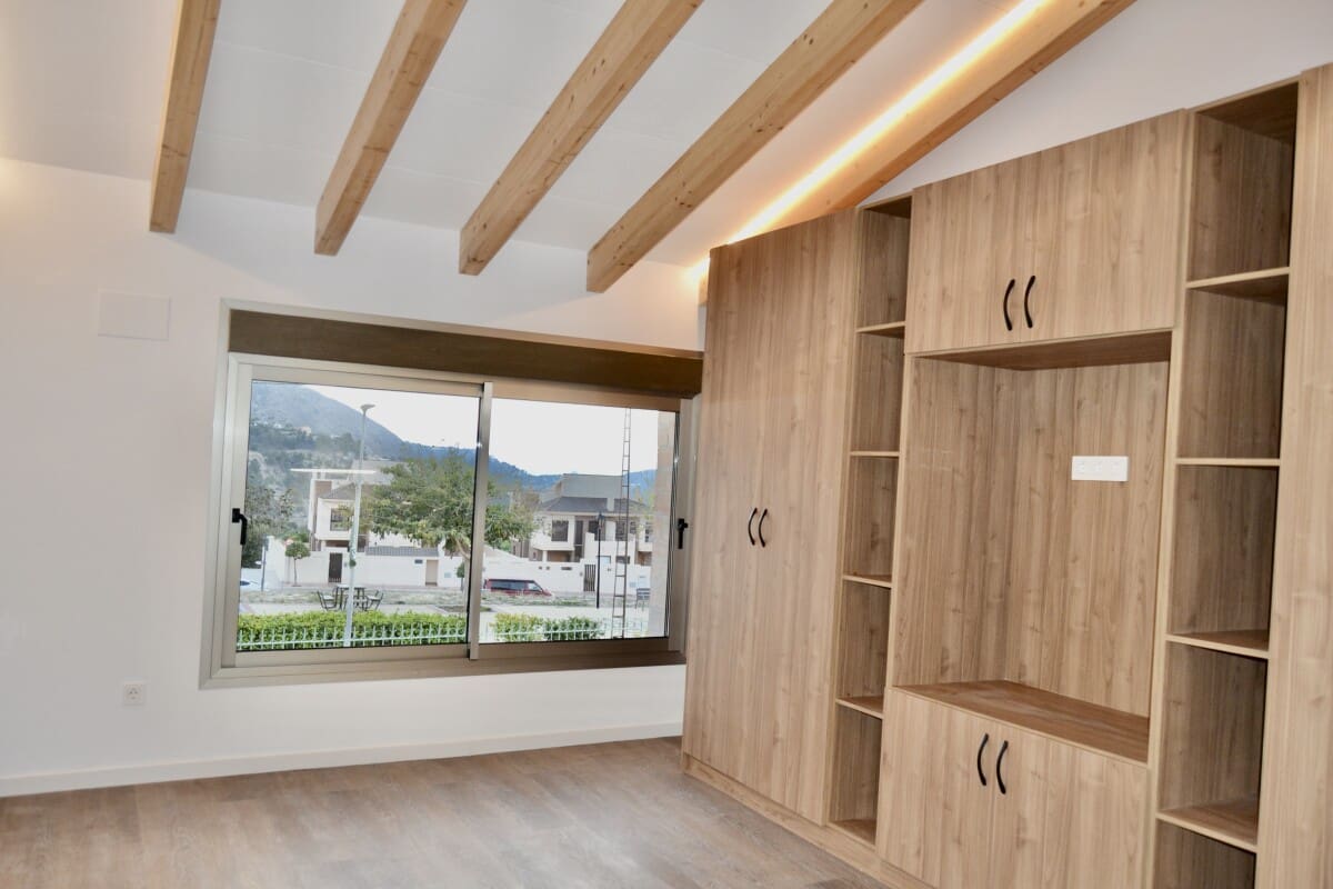 4 quarto Moradia para venda em Orxeta com piscina - 595 000 € (Ref: 8156141)