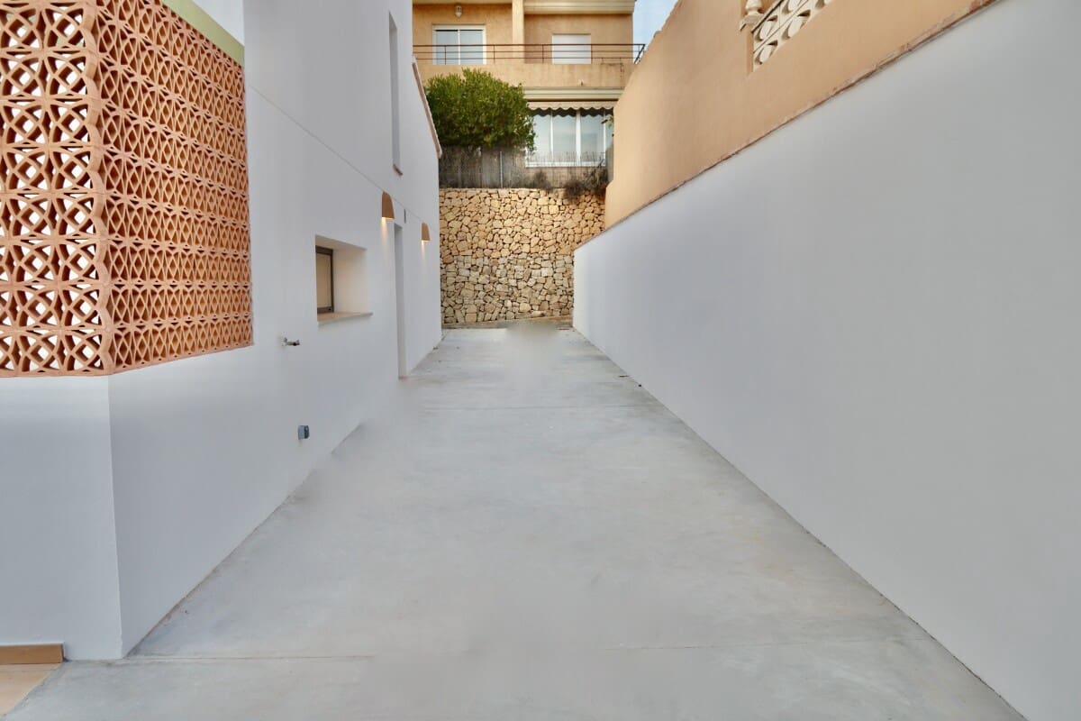 4 quarto Moradia para venda em Orxeta com piscina - 595 000 € (Ref: 8156141)