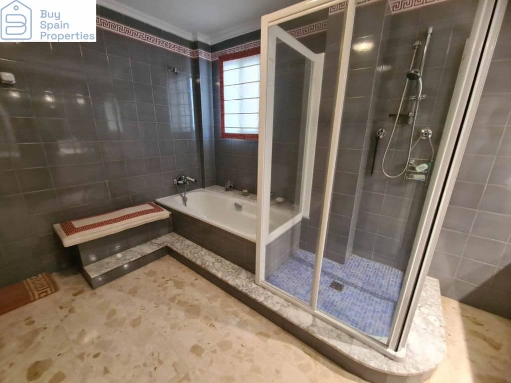 4 soveværelse Villa til salg i Gandia - € 429.999 (Ref: 8602187)