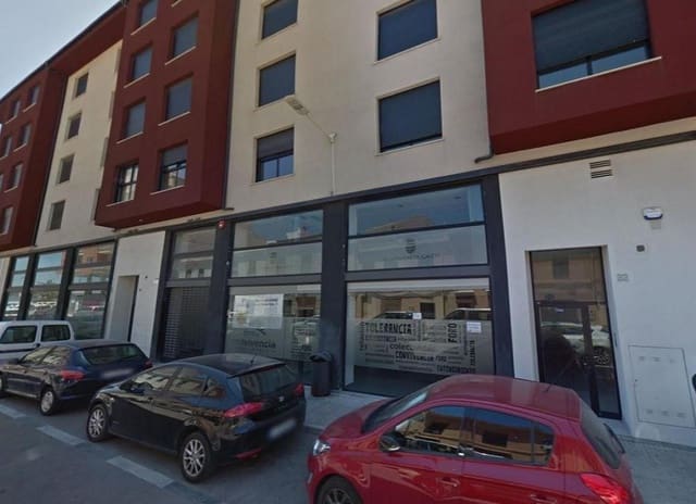 Autotalli myytävänä paikassa Gandia - 16 000 € (Ref: 8765903)