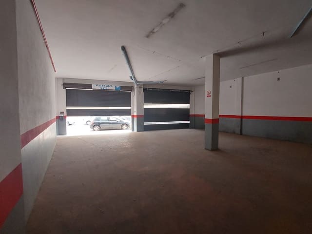 Business for sale in Gandia - € 188,000 (Ref: 8765936)