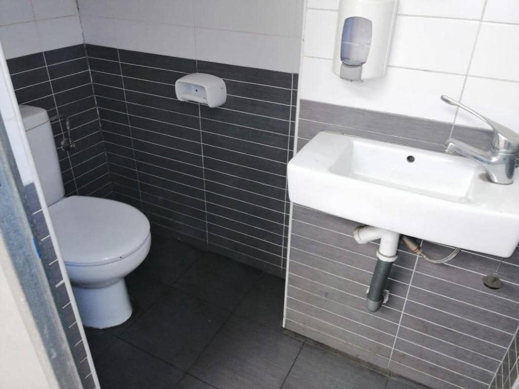 Biznes na sprzedaż w Gandia - 188 000 € (Ref: 8765936)