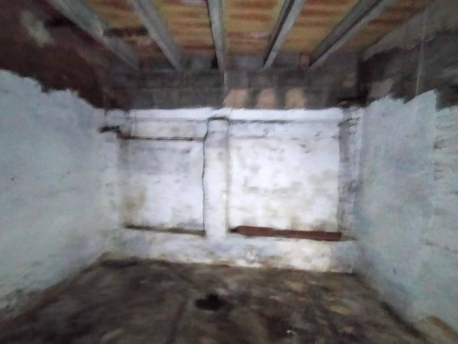 2 makuuhuone Omakotitalo myytävänä paikassa Oliva - 42 000 € (Ref: 8906899)