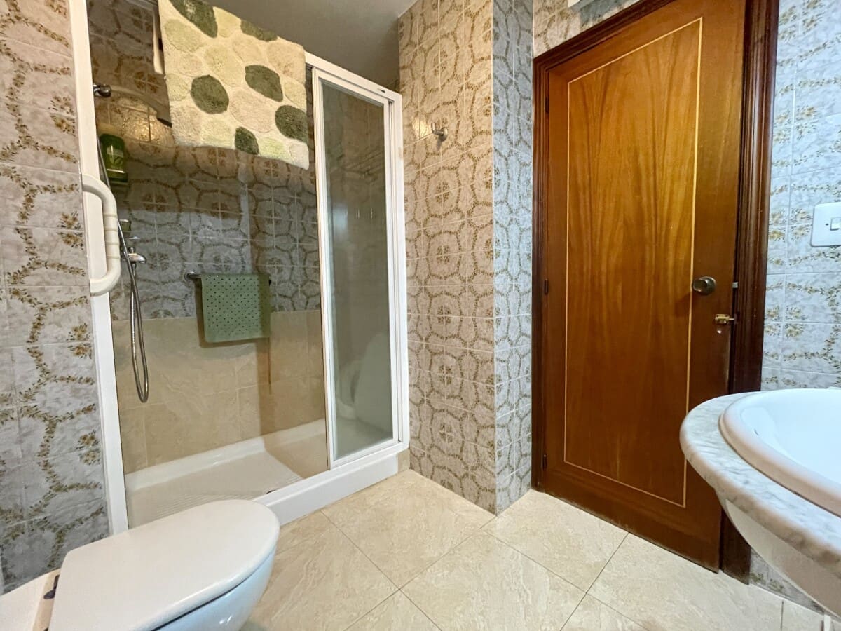 4 bedroom Apartment for sale in La Villajoyosa / Vila Joiosa - € 335,000 (Ref: 8981873)