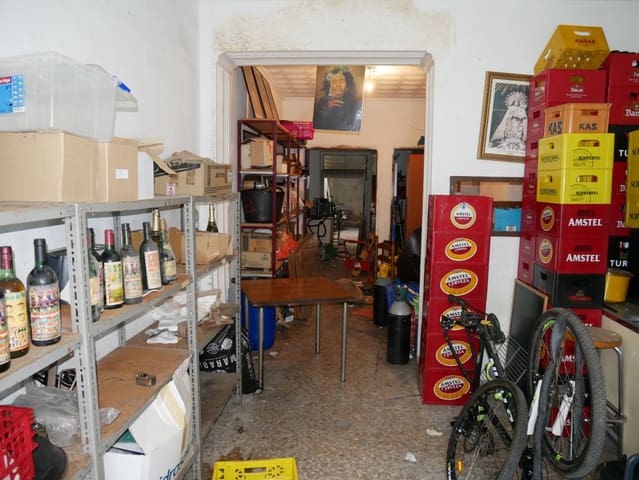 3 bedroom Townhouse for sale in Real de Gandía - € 49,999 (Ref: 9210407)