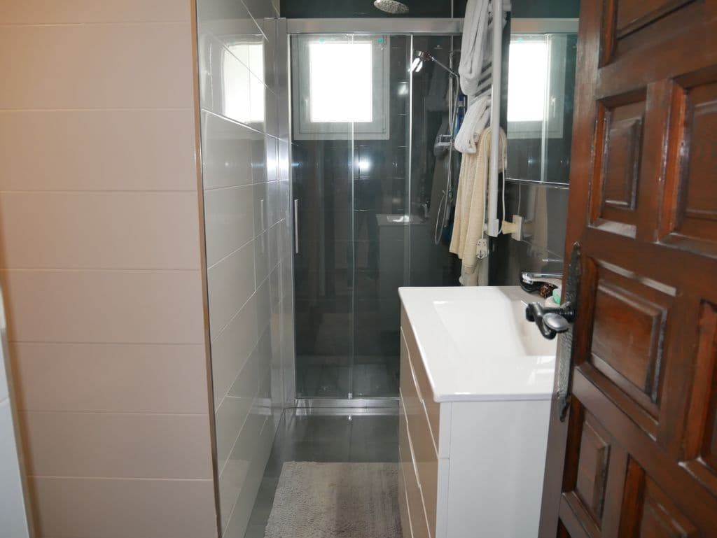 5 sovrum Villa till salu i La Drova med pool - 299 000 € (Ref: 9297973)