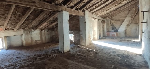 4 bedroom Townhouse for sale in Palma de Gandía - € 85,200 (Ref: 9379345)