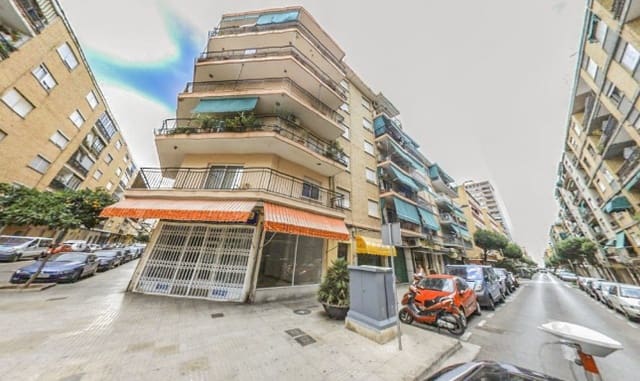 Business for sale in Gandia - € 48,000 (Ref: 9486488)