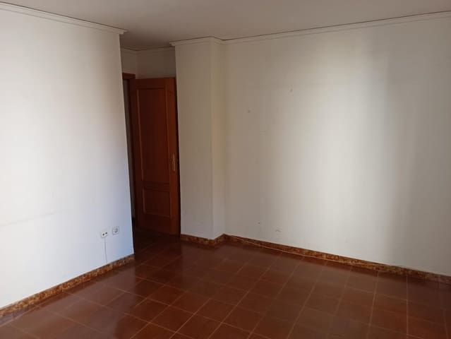 4 soverom Hus til salgs i Real de Gandía - € 95 000 (Ref: 9616732)