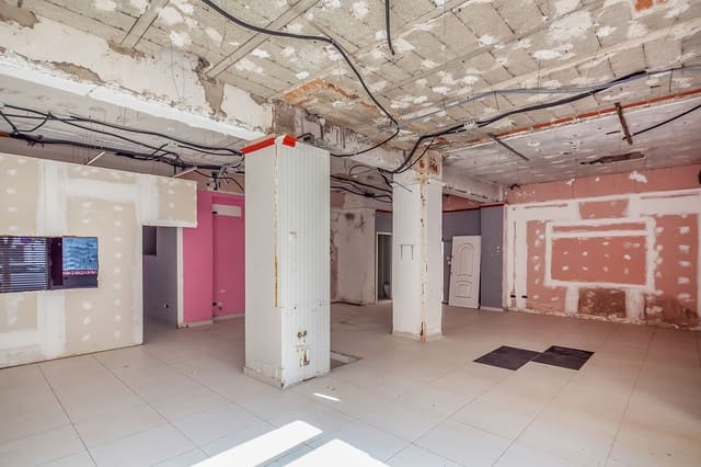 5 sovrum Lägenhet till salu i Gandia - 100 500 € (Ref: 9616734)