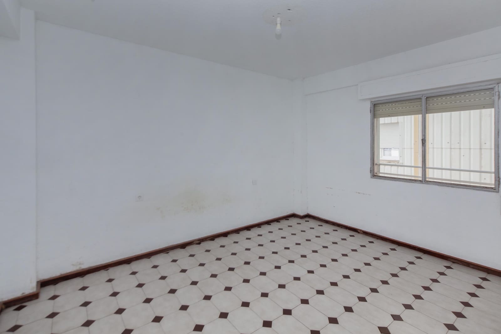 3 bedroom Villa for sale in Gandia with pool - € 200,000 (Ref: 9616737)