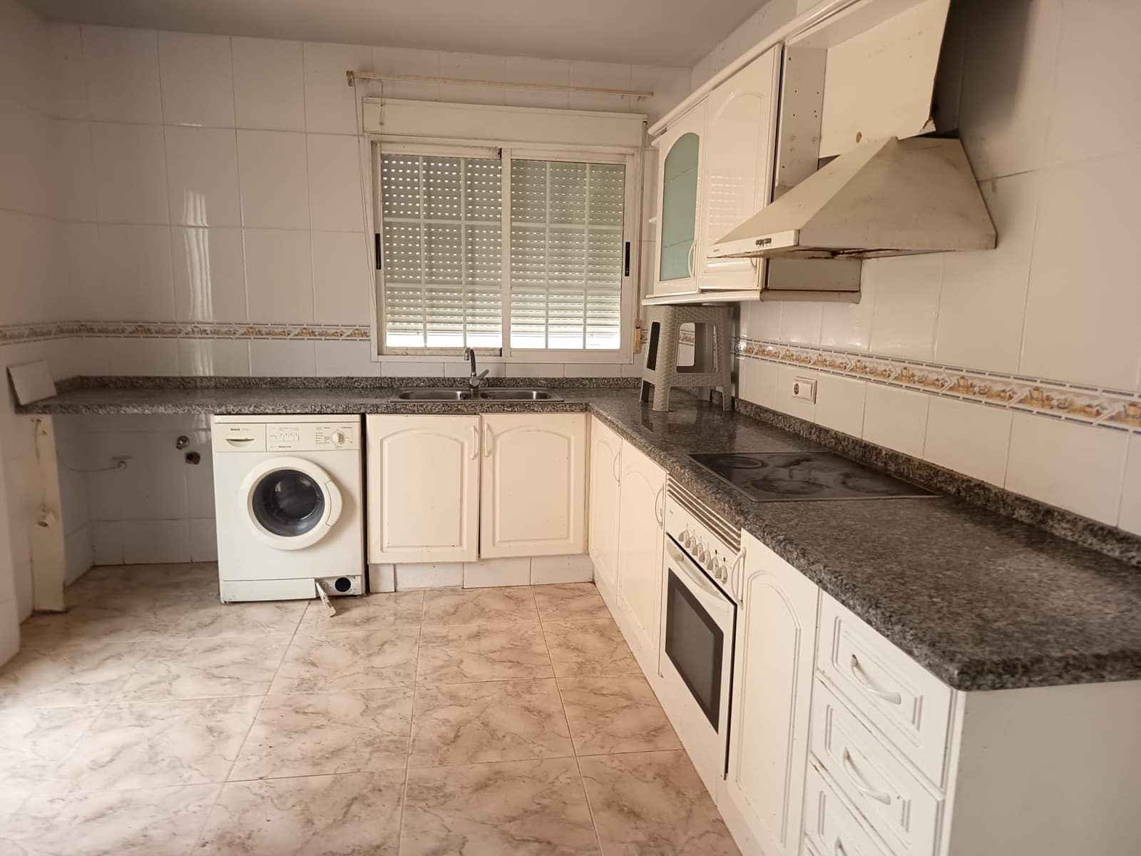 4 soveværelse Villa til salg i Gandia med swimmingpool garage - € 399.000 (Ref: 9616738)