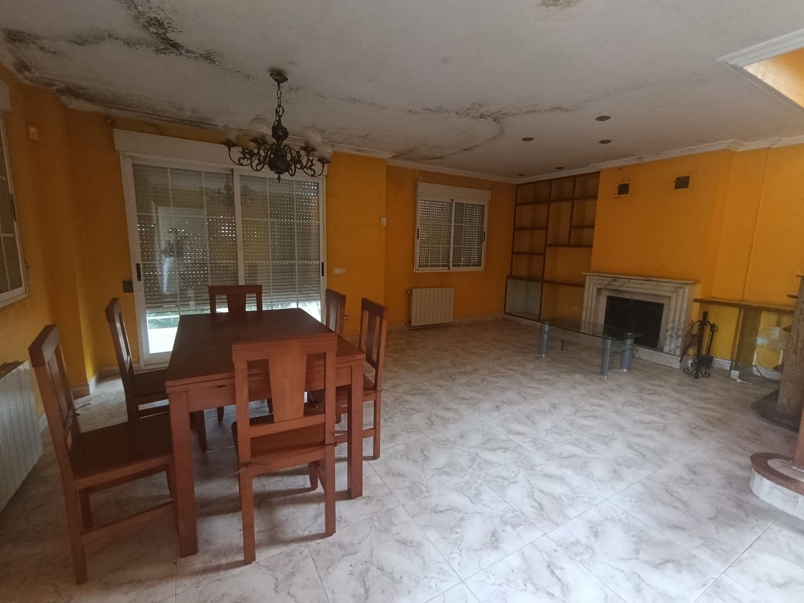 4 soveværelse Villa til salg i Gandia med swimmingpool garage - € 399.000 (Ref: 9616738)