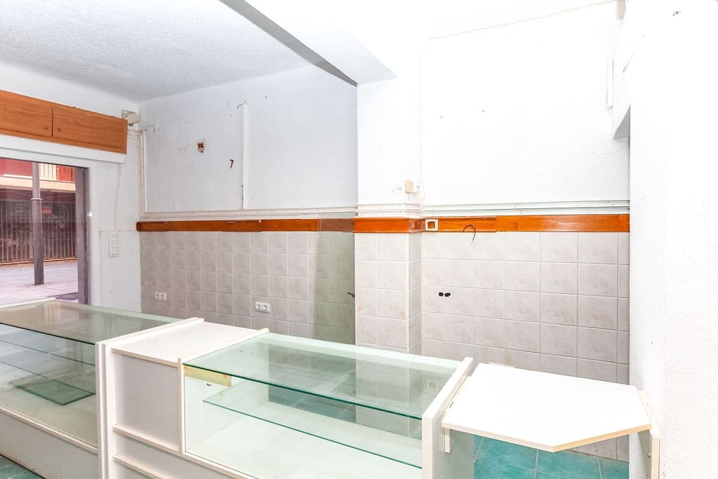 Yritys myytävänä paikassa Gandia - 24 000 € (Ref: 9616739)