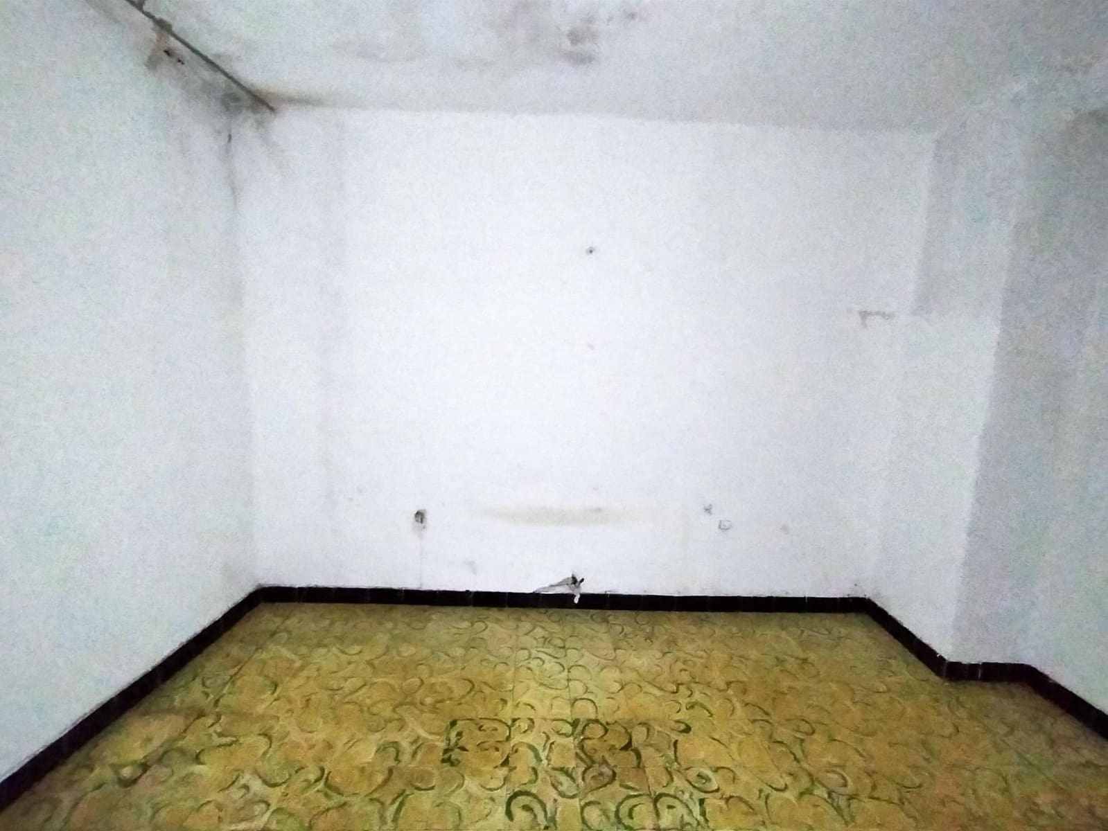 2 bedroom Townhouse for sale in Oliva - € 42,000 (Ref: 9616741)