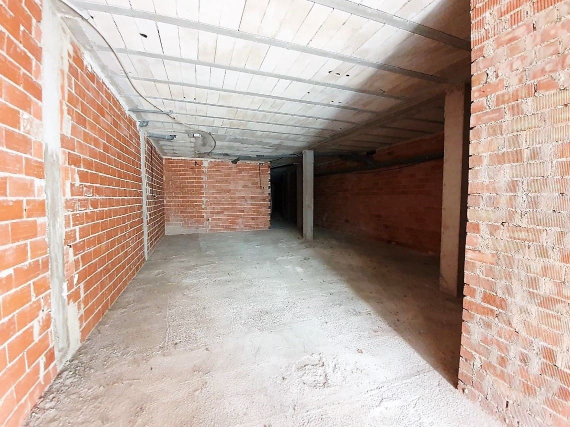 Bedrift til salgs i Oliva - € 47 000 (Ref: 9616742)