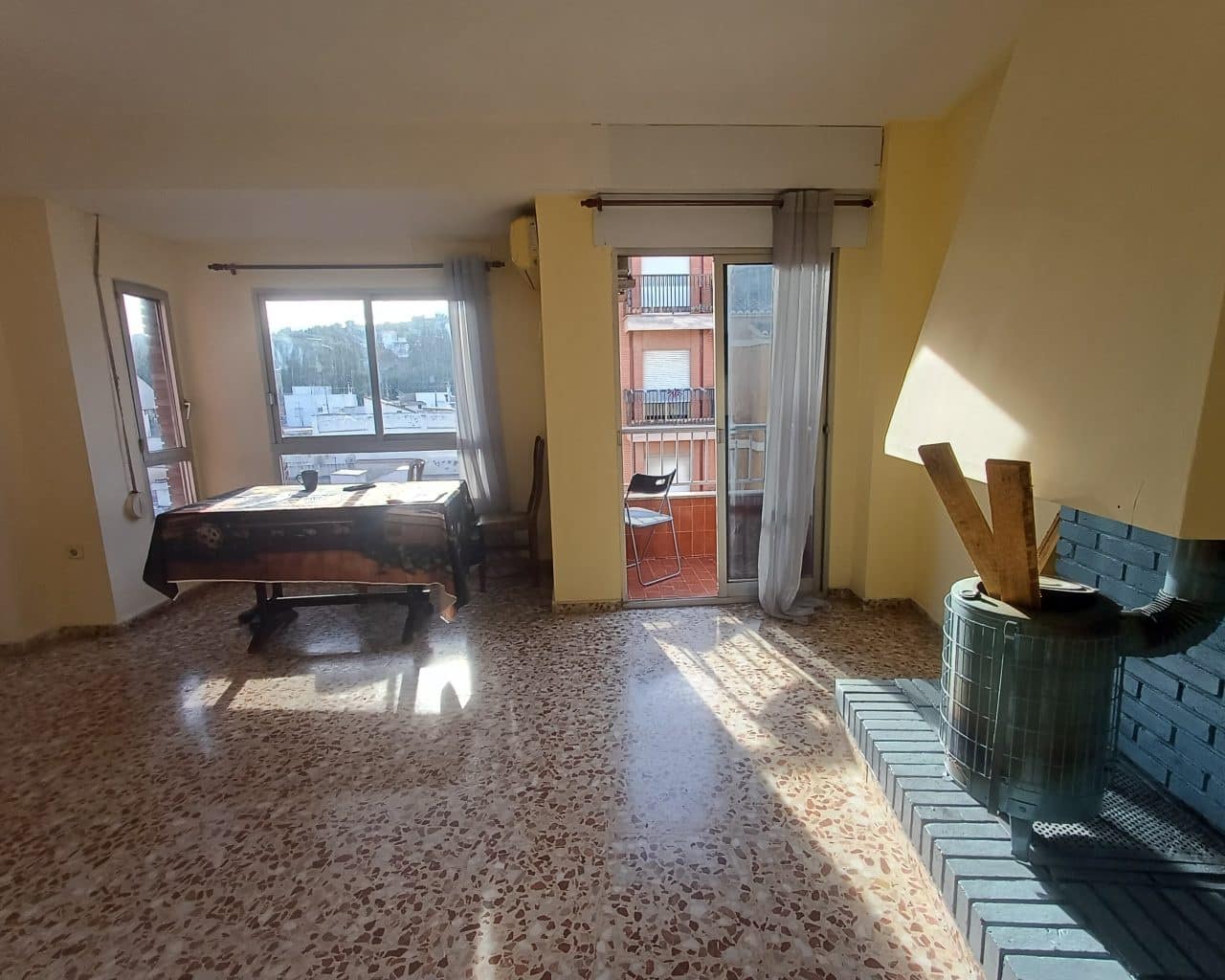 4 soveværelse Lejlighed til salg i Oliva - € 95.000 (Ref: 9616749)