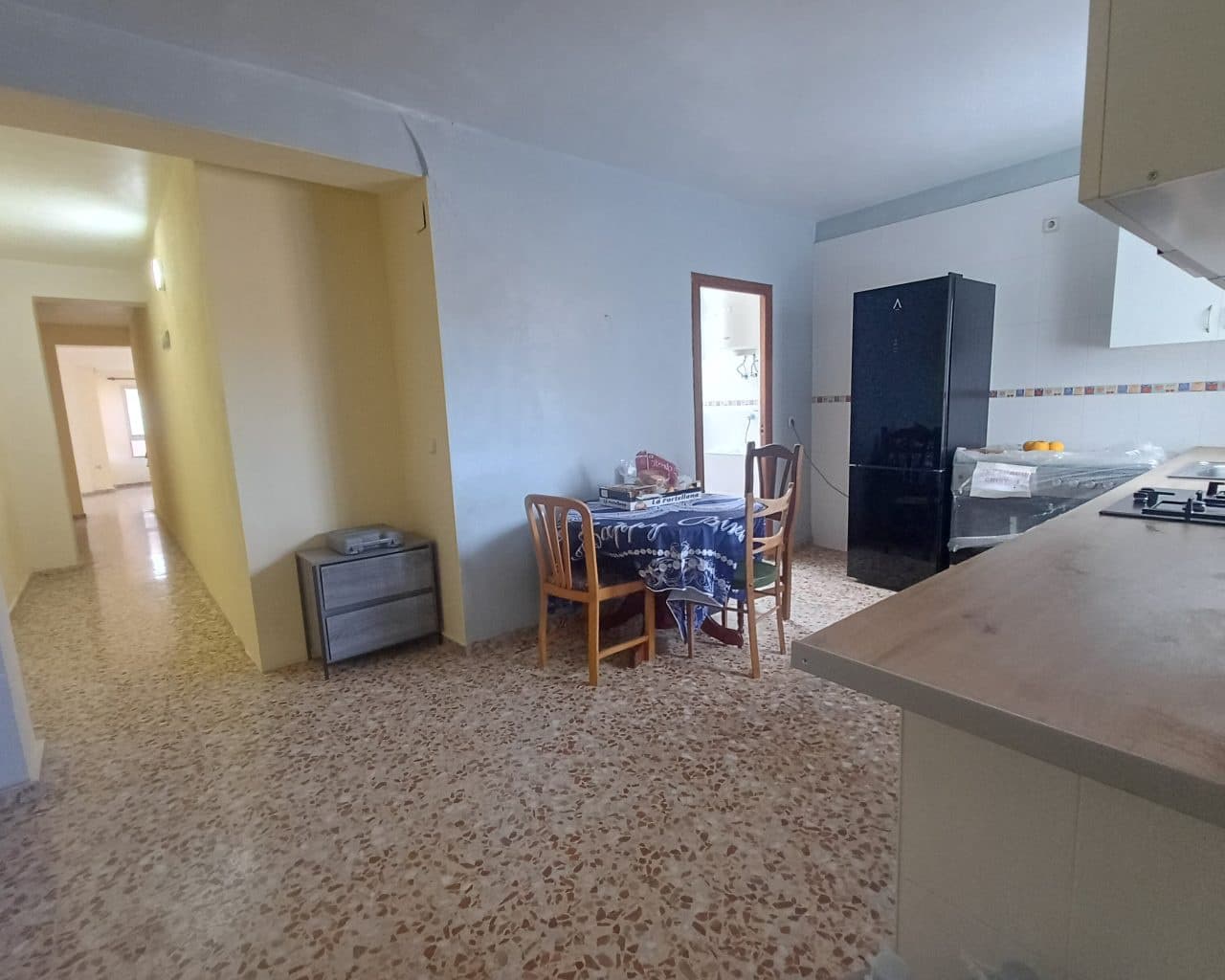 4 soveværelse Lejlighed til salg i Oliva - € 95.000 (Ref: 9616749)