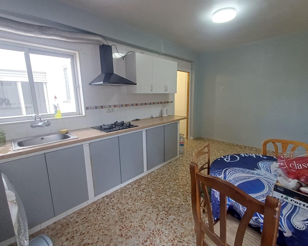 4 soveværelse Lejlighed til salg i Oliva - € 95.000 (Ref: 9616749)