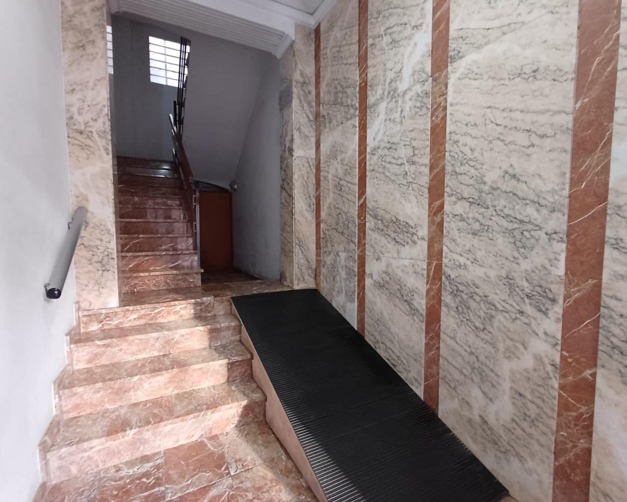 4 soveværelse Lejlighed til salg i Oliva - € 95.000 (Ref: 9616749)