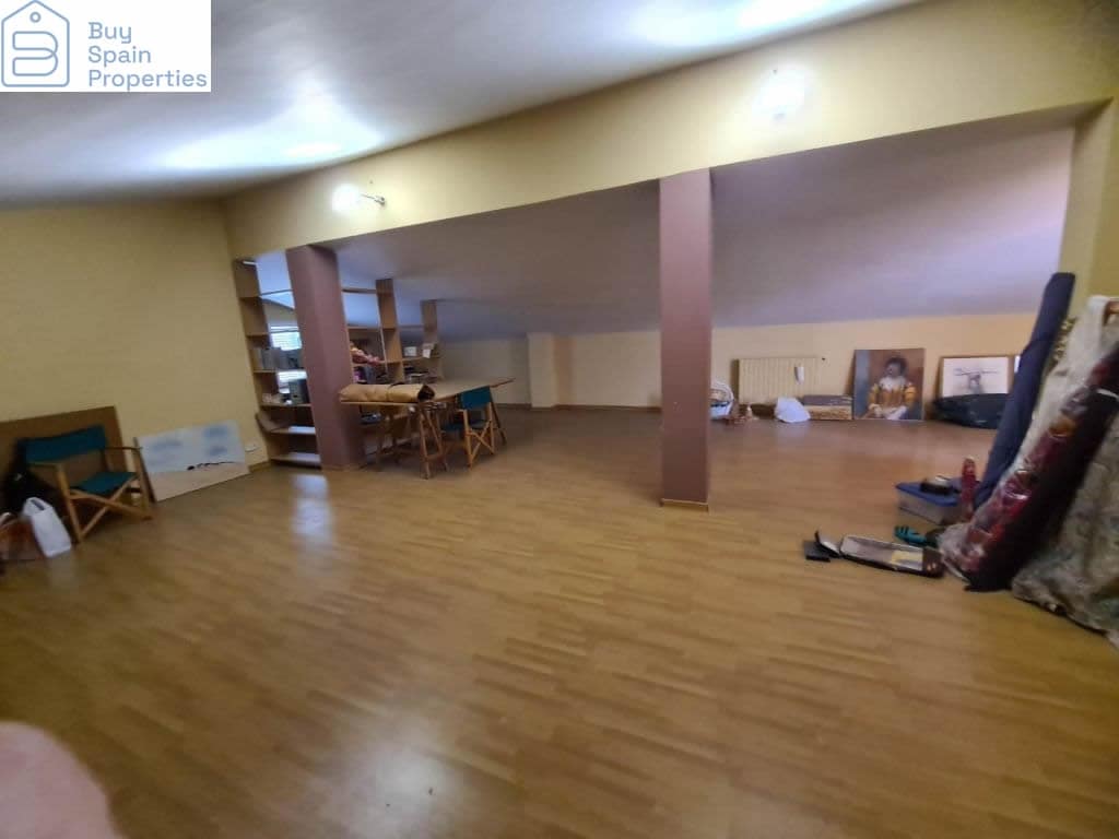 4 makuuhuone Huvila myytävänä paikassa Gandia - 429 999 € (Ref: 9616754)