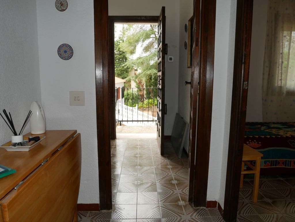 5 bedroom Villa for sale in La Drova with pool - € 299,000 (Ref: 9616755)