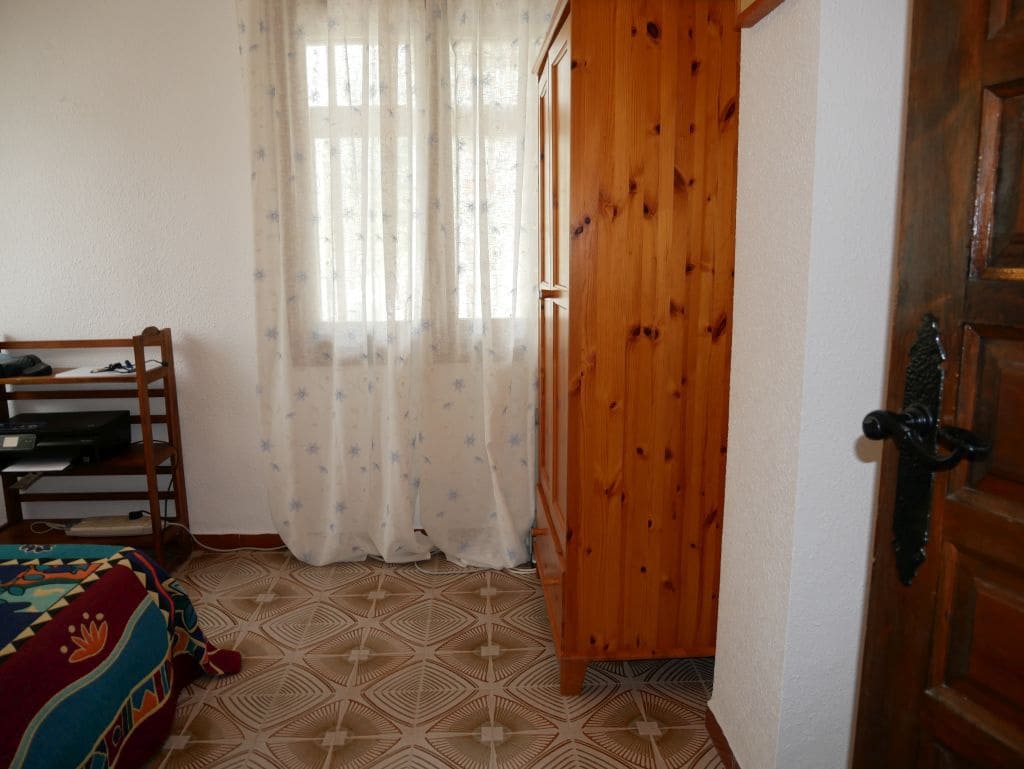 5 bedroom Villa for sale in La Drova with pool - € 299,000 (Ref: 9616755)