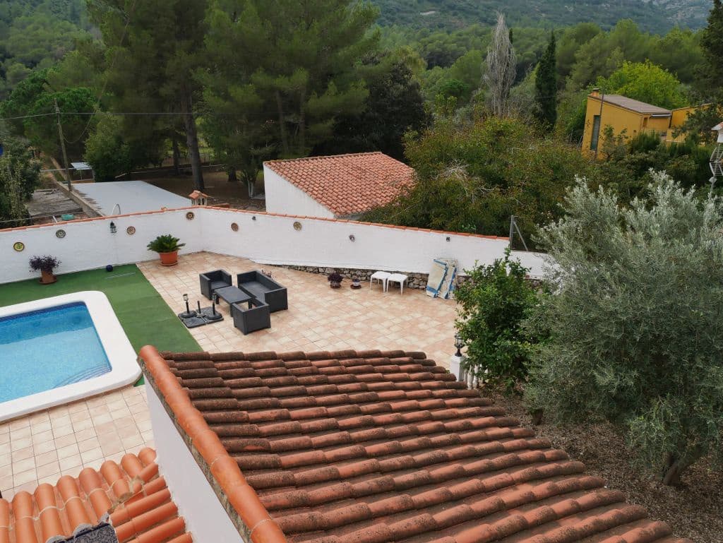 5 bedroom Villa for sale in La Drova with pool - € 299,000 (Ref: 9616755)