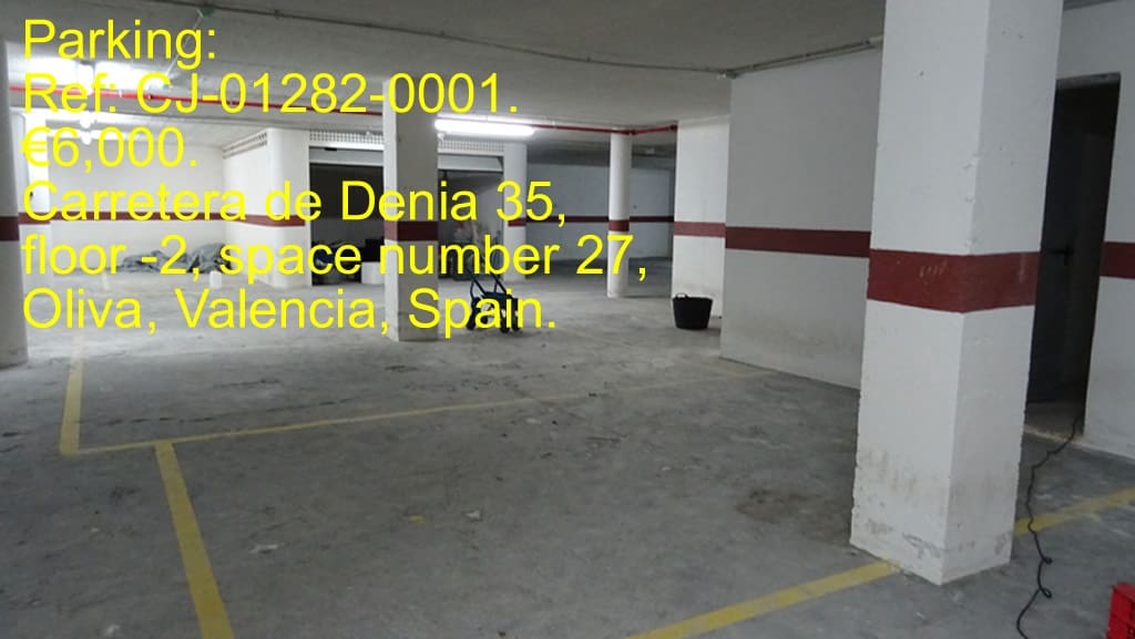 Garage à vendre à Oliva - 5 000 € (Ref: 9630605)