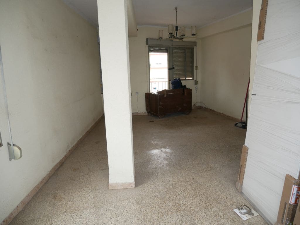 Apartamento de 3 habitaciones en Oliva en venta - 70.000 € (Ref: 9664357)