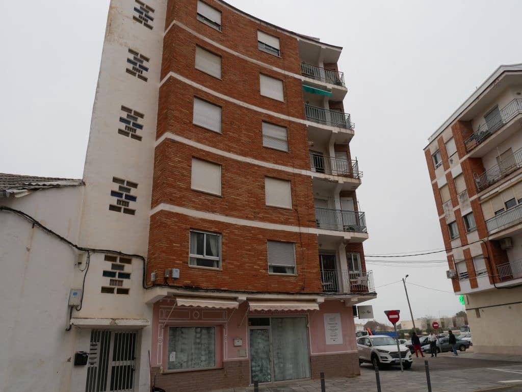 Apartamento de 3 habitaciones en Oliva en venta - 70.000 € (Ref: 9664357)