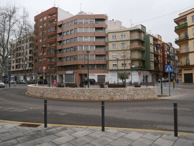 Apartamento de 3 habitaciones en Oliva Pueblo, Oliva en venta - 70.000 € (Ref: 9664357)