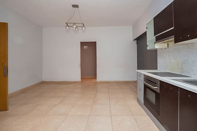 Apartamento de 3 habitaciones en Oliva Pueblo, Oliva en venta - 100.000 € (Ref: 9696696)