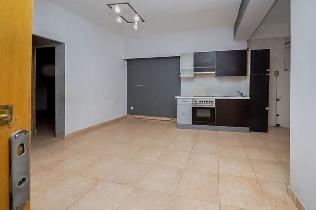 Apartamento de 3 habitaciones en Oliva Pueblo, Oliva en venta - 100.000 € (Ref: 9696696)