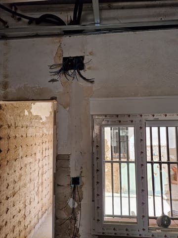 4 camera da letto Casa in vendita in San Antón, Cartagena - 79.000 € (Rif: 9802512)