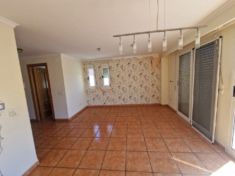 Casa de 3 habitaciones en Daimús en venta con piscina - 210.000 € (Ref: 9813459)