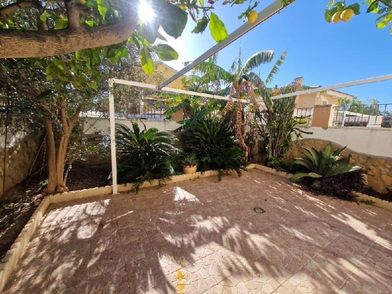 Casa de 3 habitaciones en Daimús en venta con piscina - 210.000 € (Ref: 9813459)