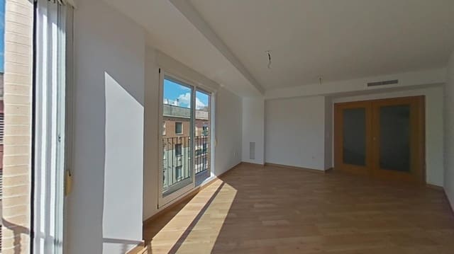 1 bedroom Apartment for sale in Gandia - € 180,000 (Ref: 9882646)