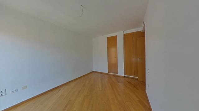 1 bedroom Apartment for sale in Gandia - € 180,000 (Ref: 9882646)